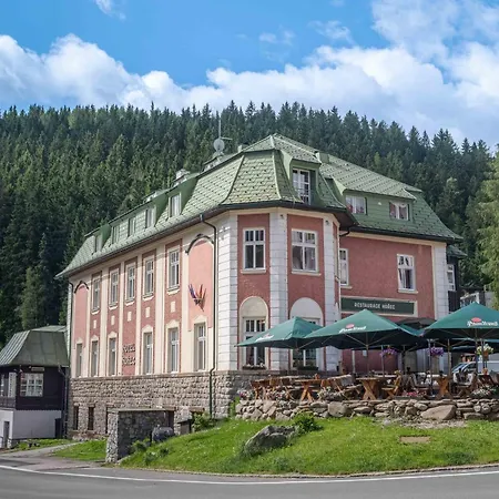 Horec 3* Pec pod Sněžkou